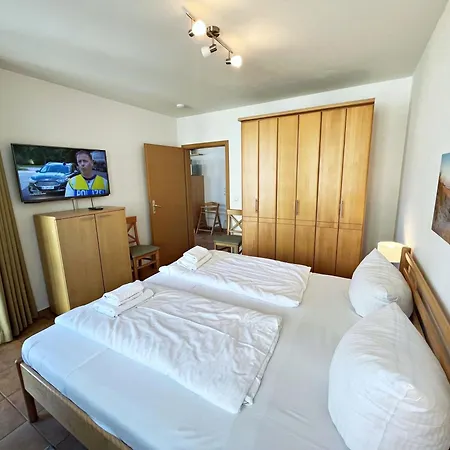 Appartementhaus Linquenda 10 * Heringsdorf (Usedom)